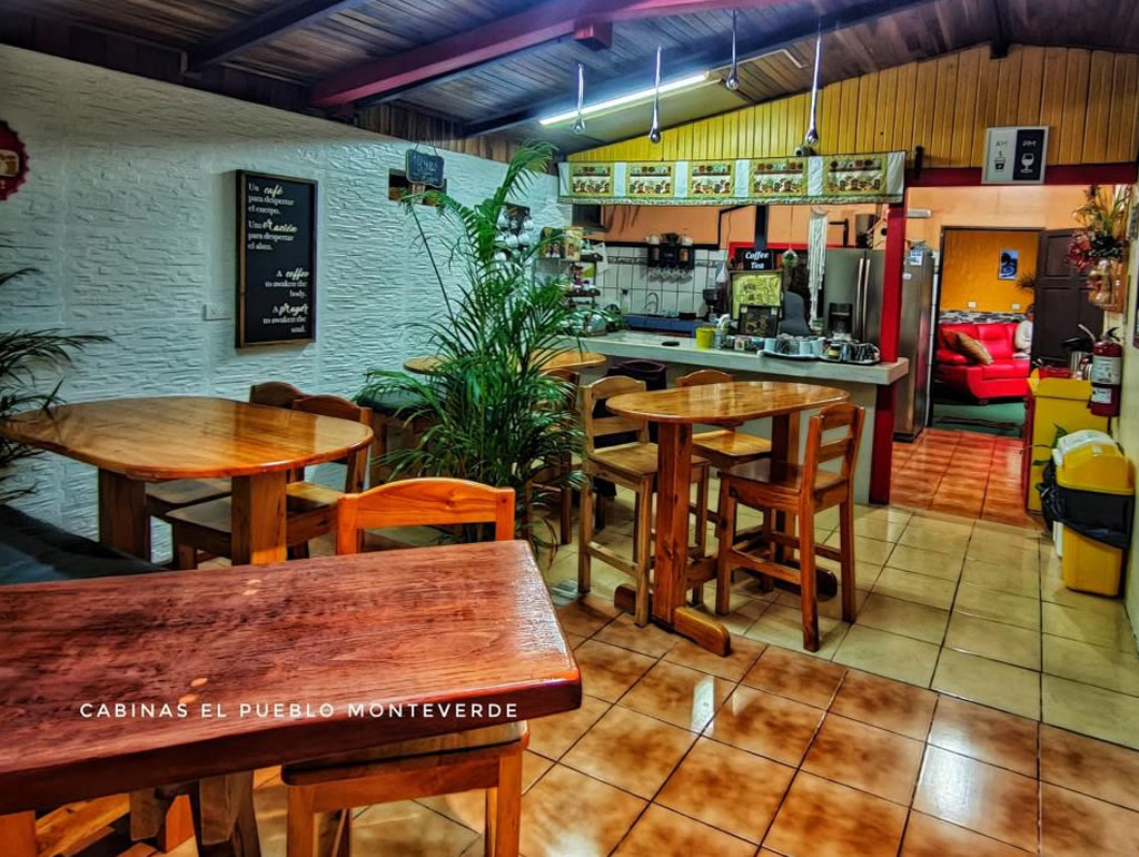 Cabinas El Pueblo Bed And Breakfast