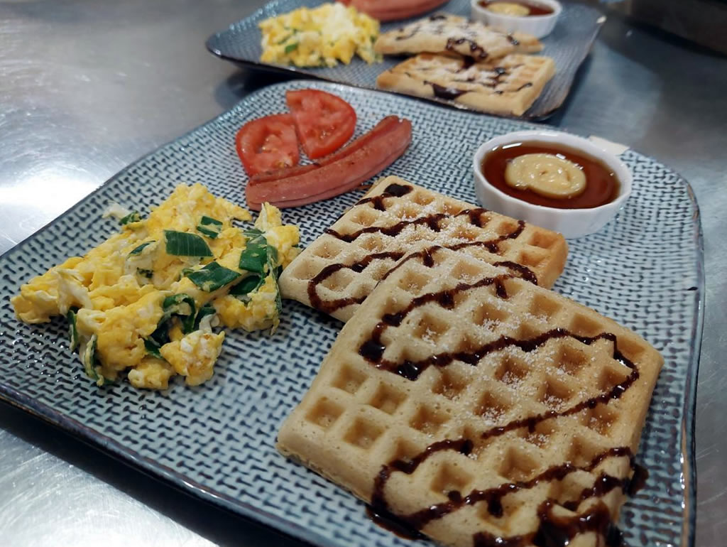 Cabinas El Pueblo Bed And Breakfast