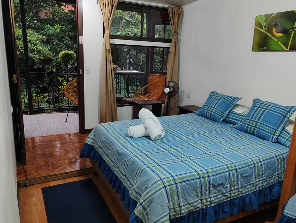 Cabinas El Pueblo Bed And Breakfast