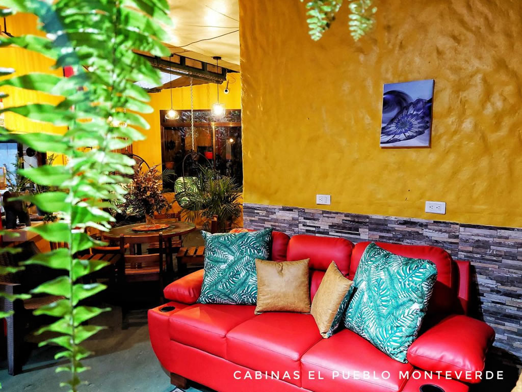 Cabinas El Pueblo Bed And Breakfast